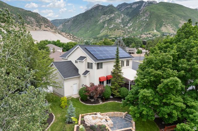 7126 S GRIFFITHS PL, Cottonwood Heights, UT 84121