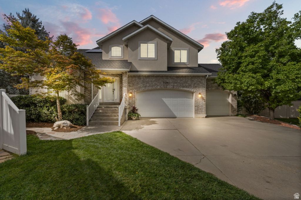 7126 S GRIFFITHS PL, Cottonwood Heights, UT 84121