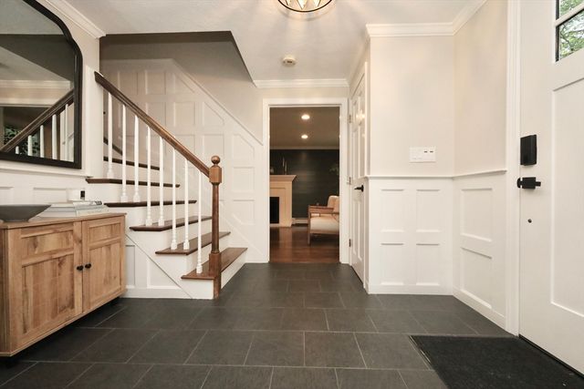 193 Lacy St, North Andover, MA 01845