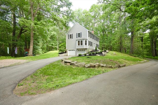 193 Lacy St, North Andover, MA 01845
