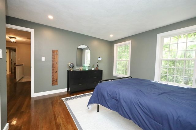 193 Lacy St, North Andover, MA 01845