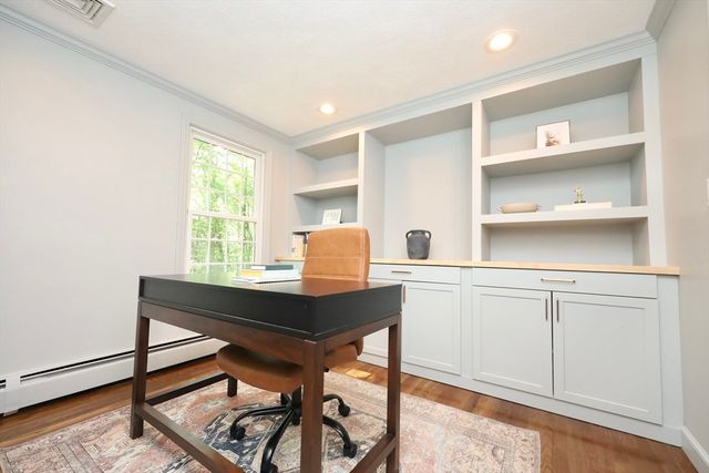 193 Lacy St, North Andover, MA 01845