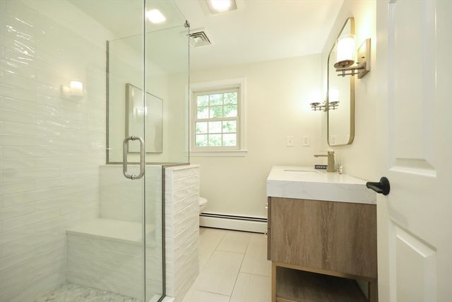 193 Lacy St, North Andover, MA 01845