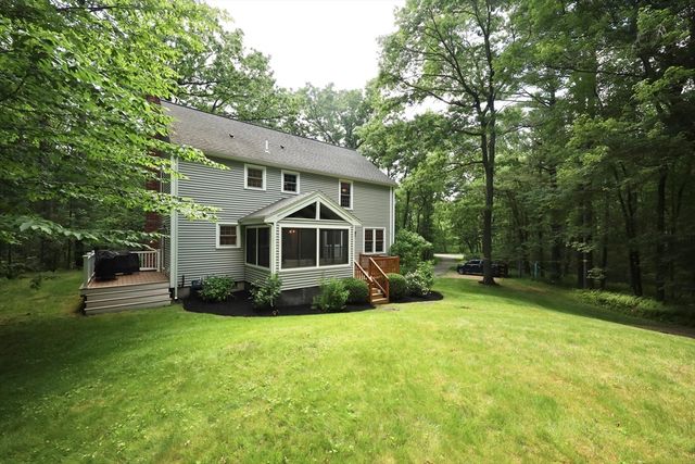 193 Lacy St, North Andover, MA 01845