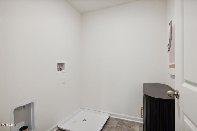 2107 Fox Meadows Circle, Bluff City, TN 37618