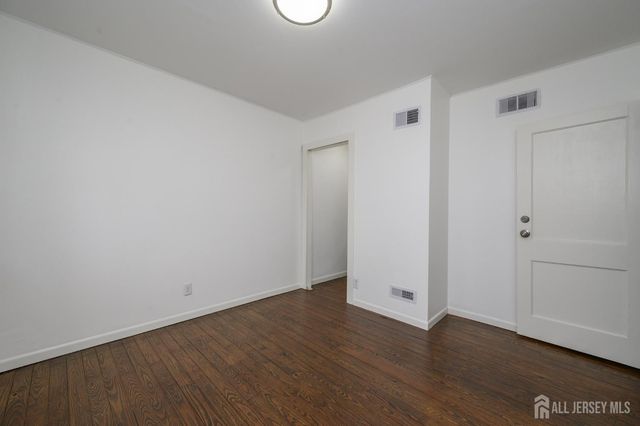 25 Belshaw Avenue, Eatontown, NJ 07724