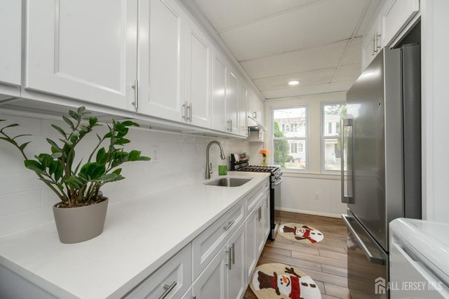 25 Belshaw Avenue, Eatontown, NJ 07724