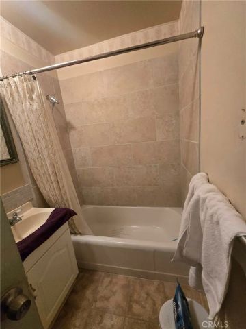 36827 Hidden River, Hinkley, CA 92347