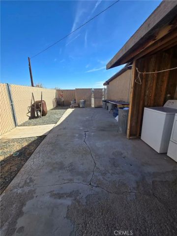 36827 Hidden River, Hinkley, CA 92347