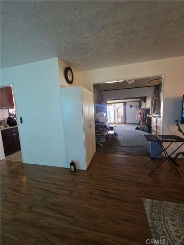 36827 Hidden River, Hinkley, CA 92347