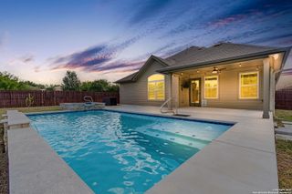 350 Oak Creek Way, New Braunfels, TX 78130