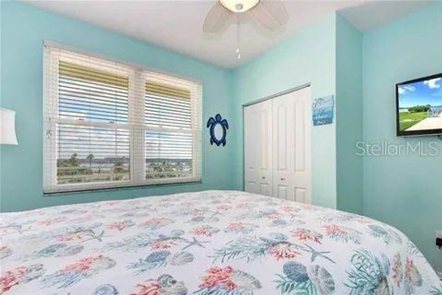 7872 SAILBOAT KEY BOULEVARD S 405, South Pasadena, FL 33707