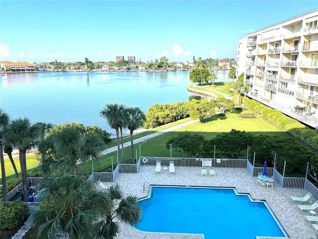 7872 SAILBOAT KEY BOULEVARD S 405, South Pasadena, FL 33707