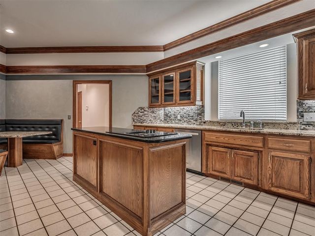 12233 Rivendell Drive, Oklahoma City, OK 73170