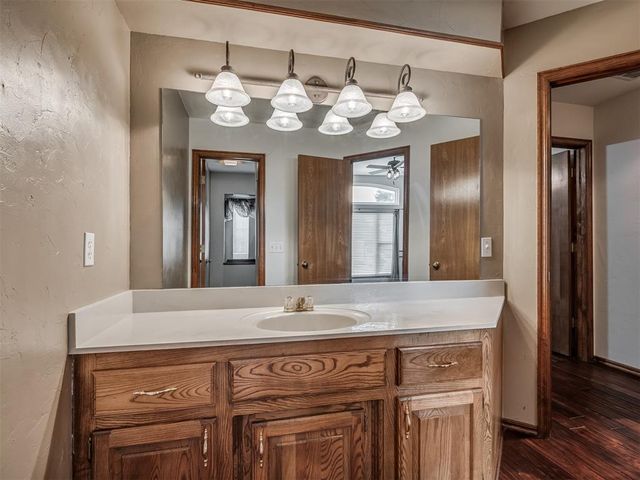 12233 Rivendell Drive, Oklahoma City, OK 73170