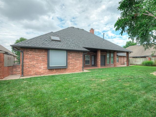 12233 Rivendell Drive, Oklahoma City, OK 73170