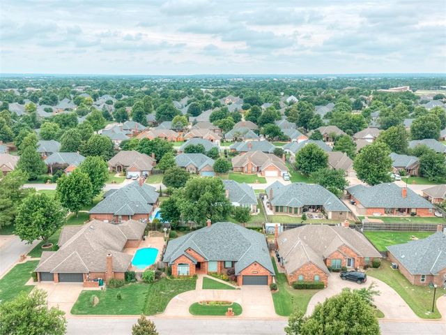 12233 Rivendell Drive, Oklahoma City, OK 73170