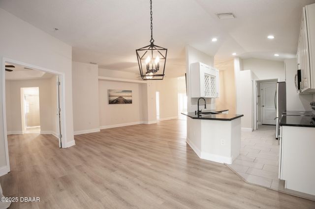 801 801 Angelina Court, Port Orange, FL 32127