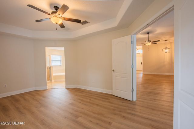 801 801 Angelina Court, Port Orange, FL 32127