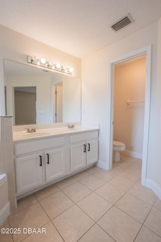 801 801 Angelina Court, Port Orange, FL 32127