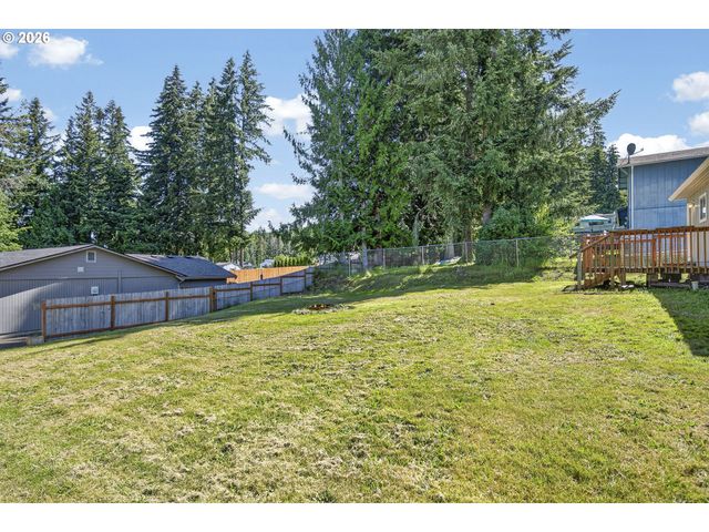 101 GATEWOOD Dr, Kelso, WA 98626