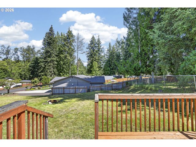 101 GATEWOOD Dr, Kelso, WA 98626
