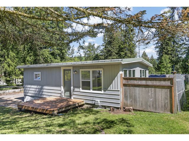 101 GATEWOOD Dr, Kelso, WA 98626