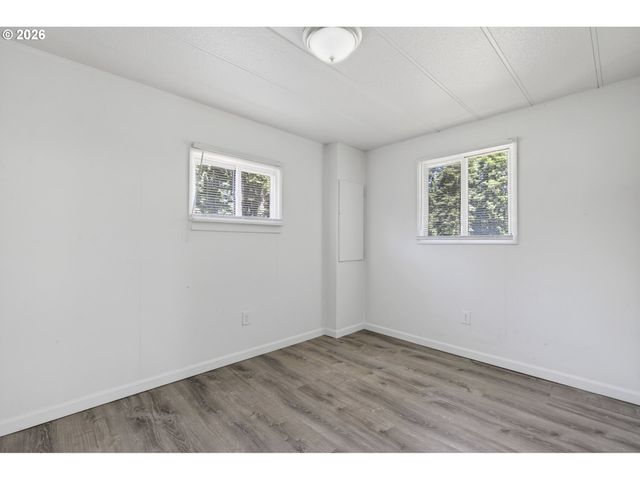 101 GATEWOOD Dr, Kelso, WA 98626