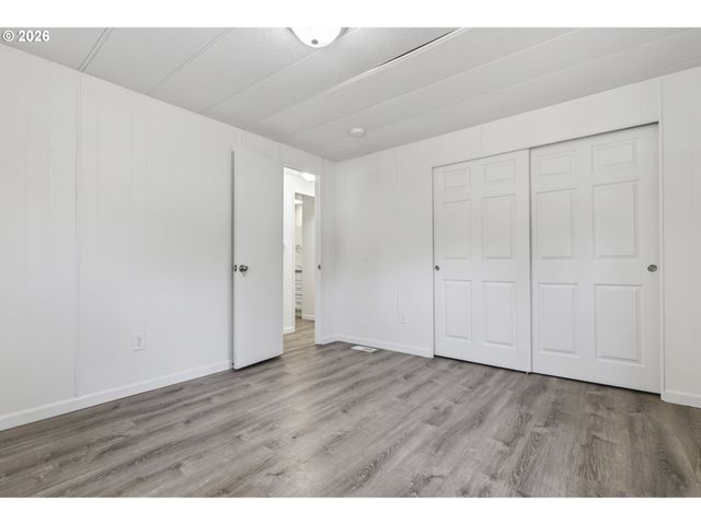 101 GATEWOOD Dr, Kelso, WA 98626