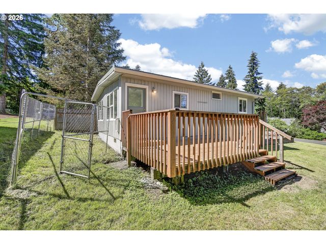 101 GATEWOOD Dr, Kelso, WA 98626
