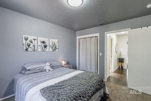 3200 Arcadian Dr, Caldwell, ID 83605