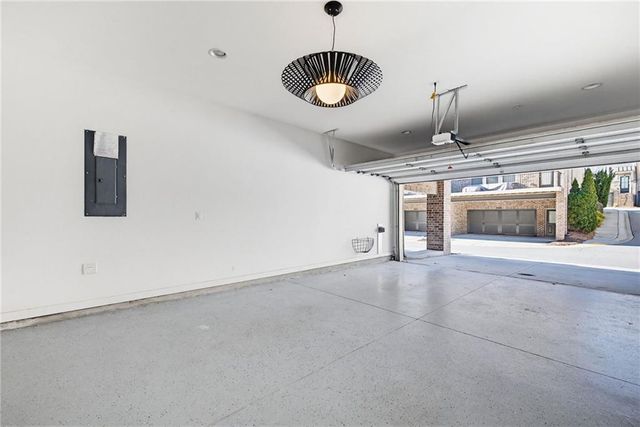 3573 Parkside Way, Brookhaven, GA 30319