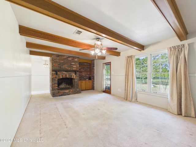 107 Braeburn Drive, Ocean Springs, MS 39564