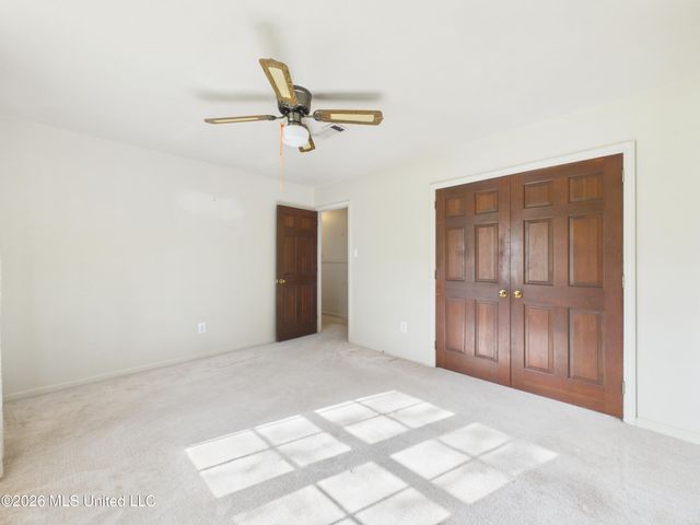 107 Braeburn Drive, Ocean Springs, MS 39564