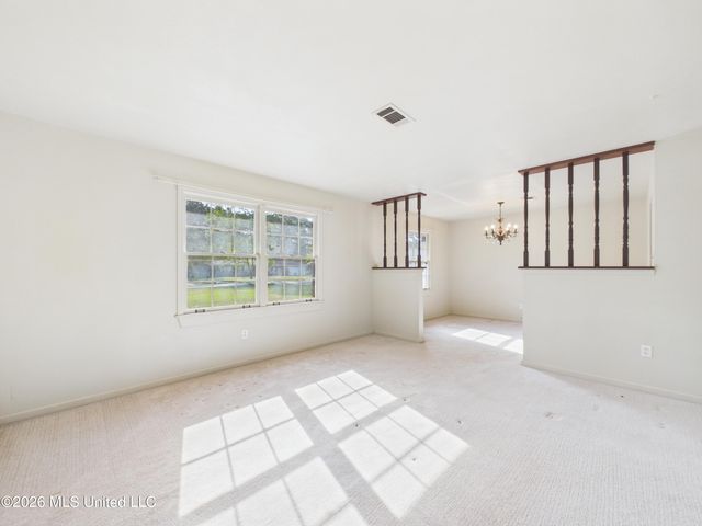 107 Braeburn Drive, Ocean Springs, MS 39564