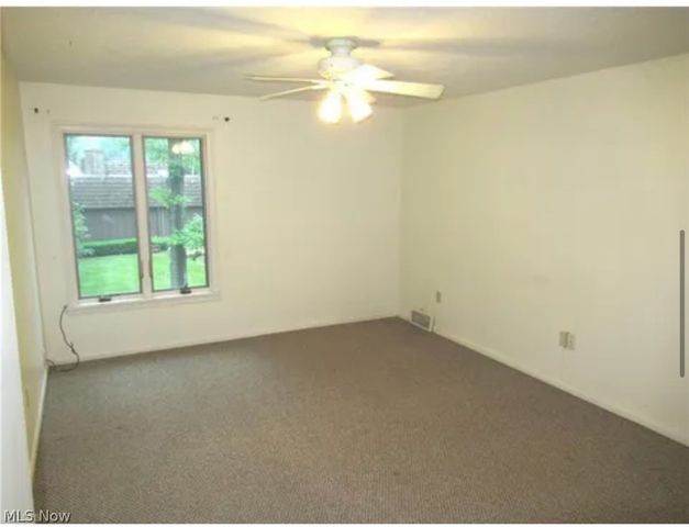 200 Granger Road 11, Medina, OH 44256