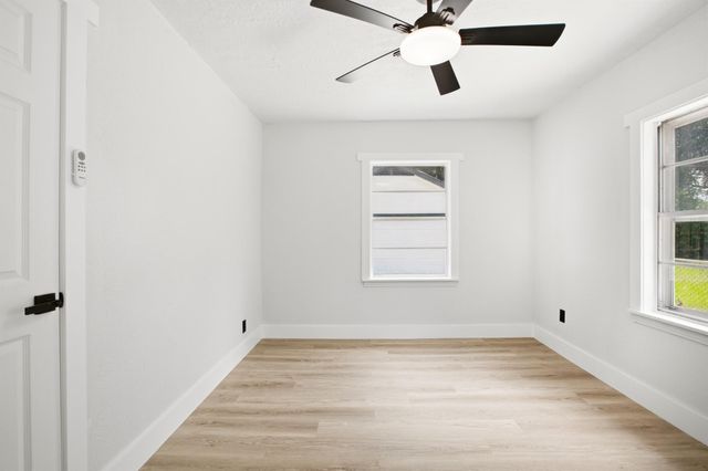5010 Andrea Street, Houston, TX 77021