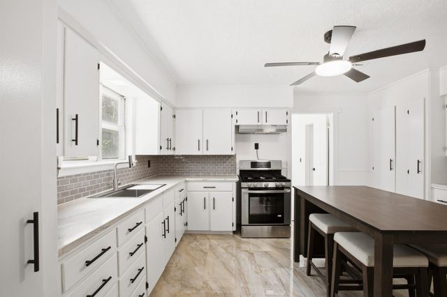 5010 Andrea Street, Houston, TX 77021