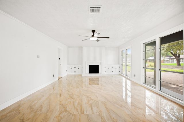 5010 Andrea Street, Houston, TX 77021