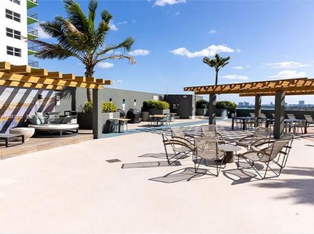 1750 N Bayshore Dr 1909, Miami, FL 33132