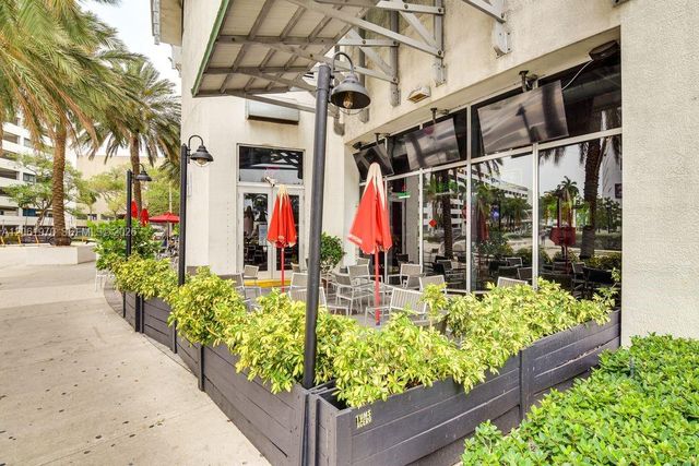1750 N Bayshore Dr 1909, Miami, FL 33132