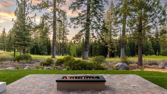 9309 Gaston Court, Truckee, CA 96161