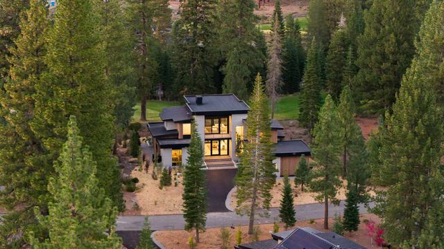 9309 Gaston Court, Truckee, CA 96161