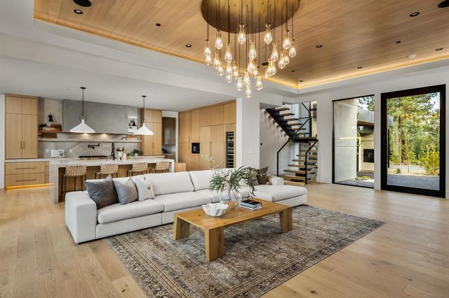 9309 Gaston Court, Truckee, CA 96161