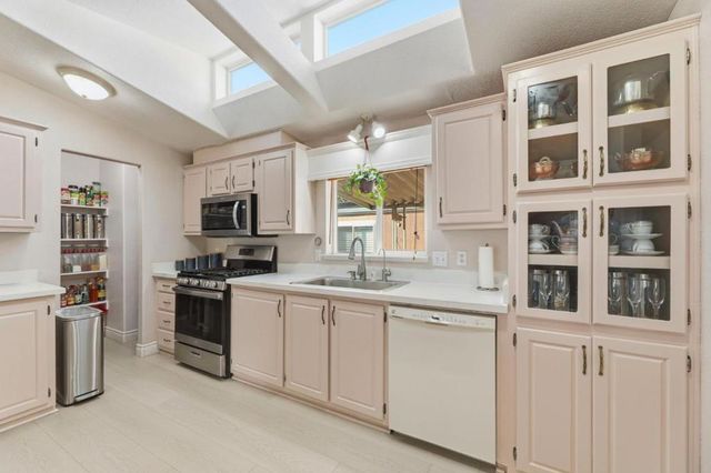600 E Weddell Drive 247, Sunnyvale, CA 94089