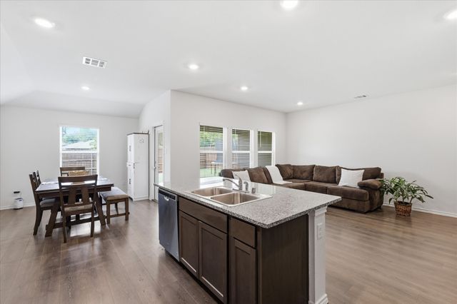 1000 Euston Street, Denton, TX 76209