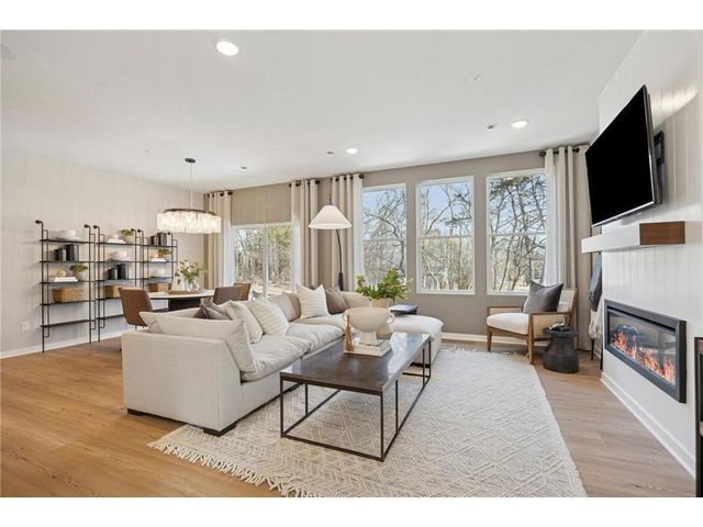 14460 103rd Place N, Maple Grove, MN 55369