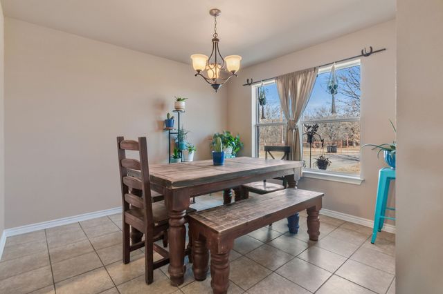 2366 County Road 1370, Alvord, TX 76225