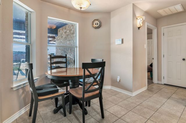 2366 County Road 1370, Alvord, TX 76225