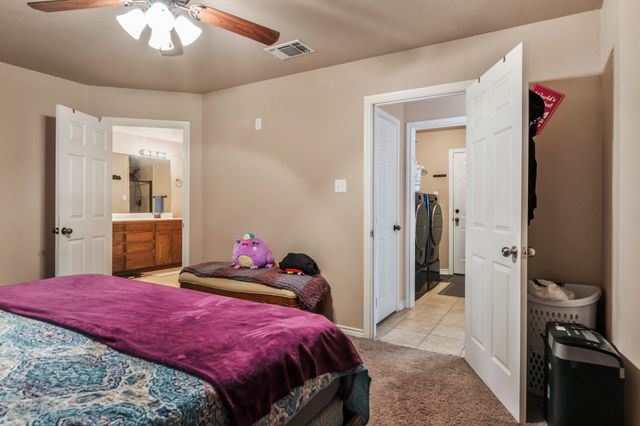 2366 County Road 1370, Alvord, TX 76225